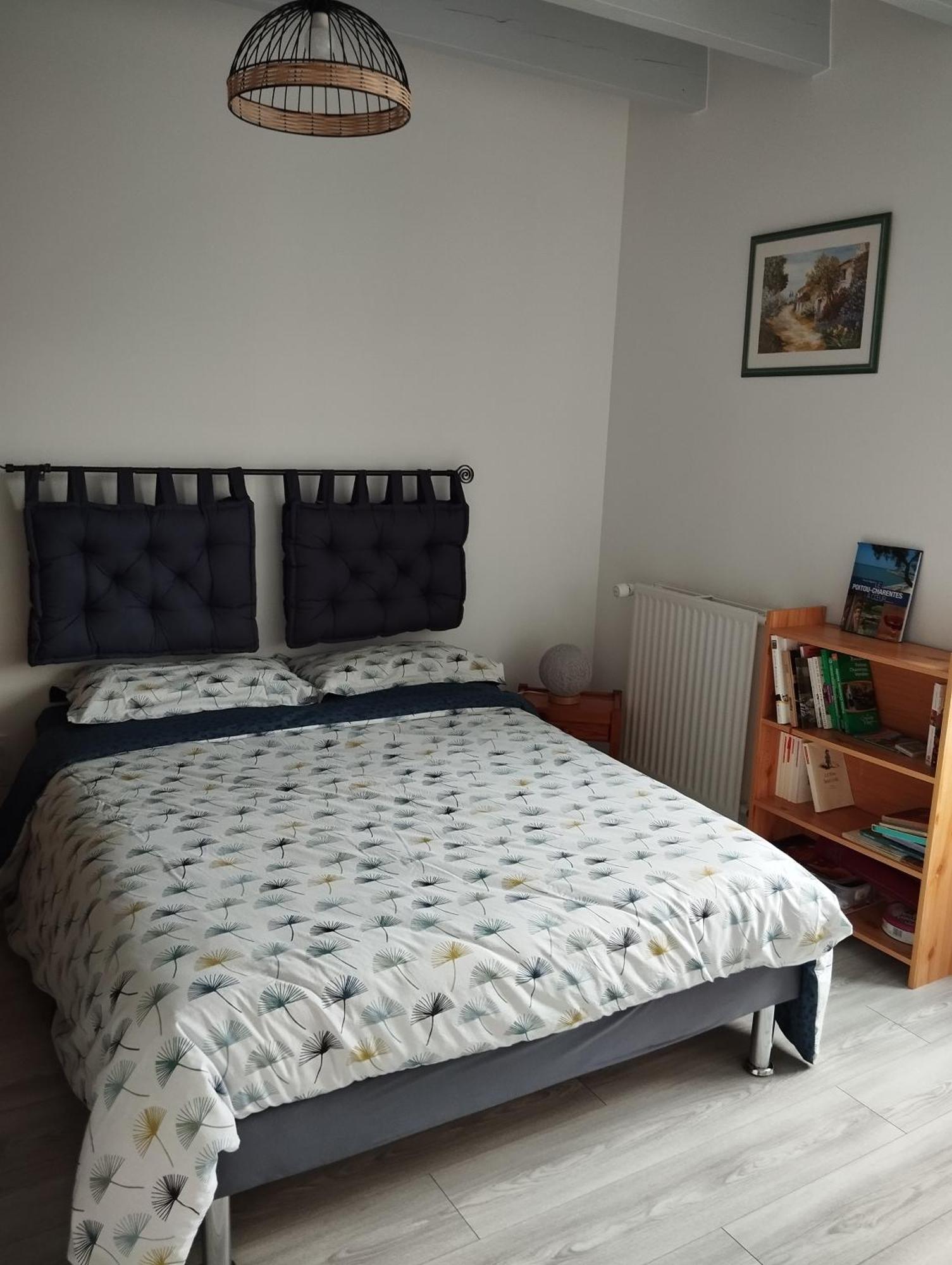 Maison Au Calme Avec Vue Etang Clesse  Экстерьер фото