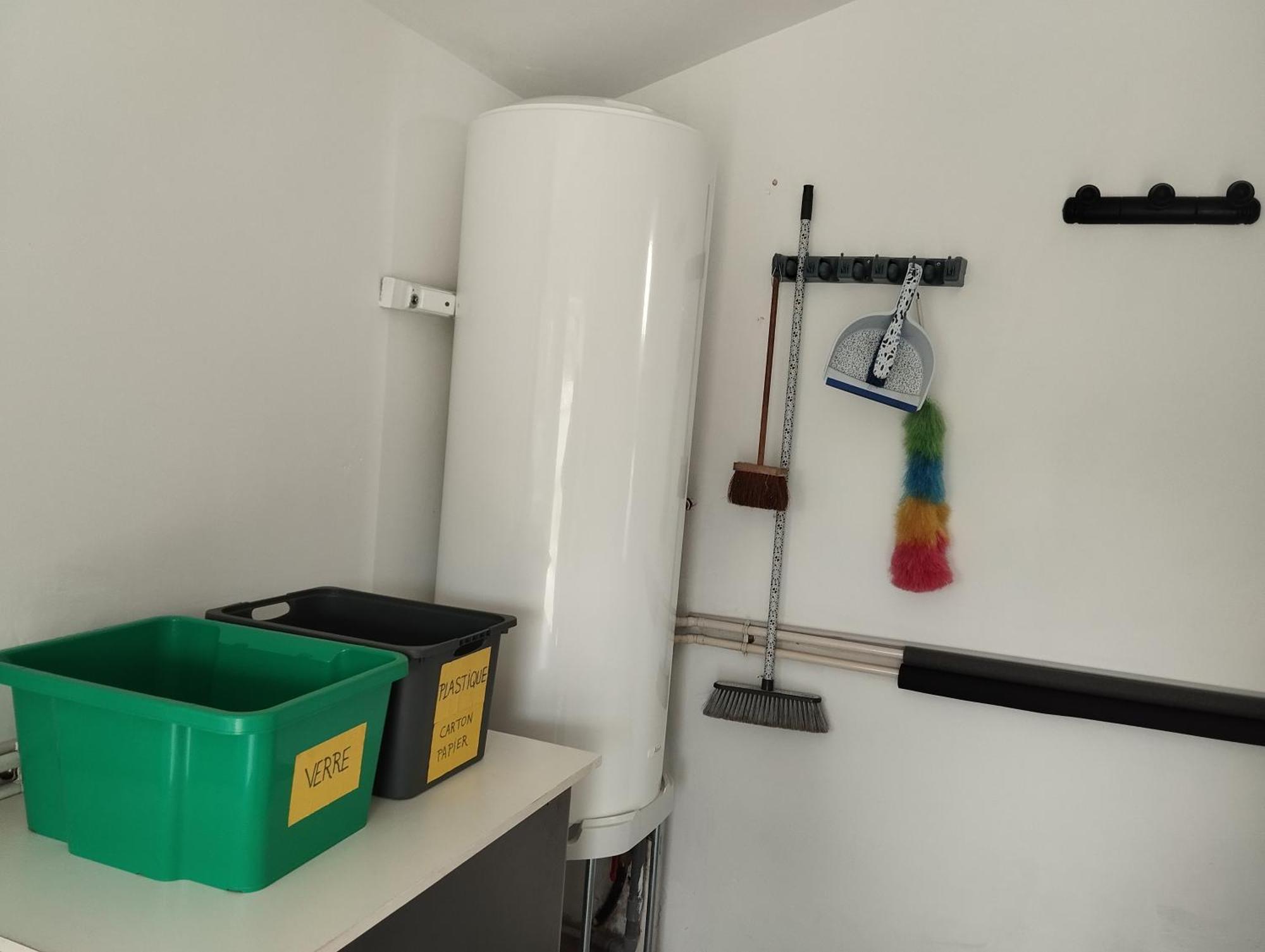 Maison Au Calme Avec Vue Etang Clesse  Экстерьер фото