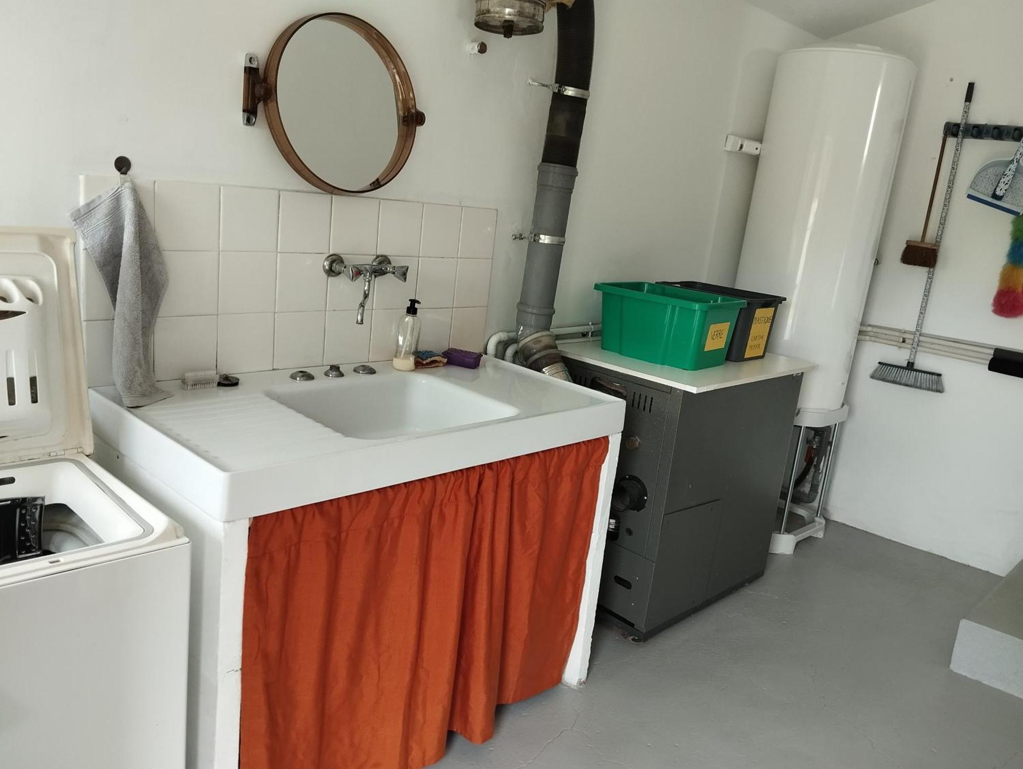 Maison Au Calme Avec Vue Etang Clesse  Экстерьер фото